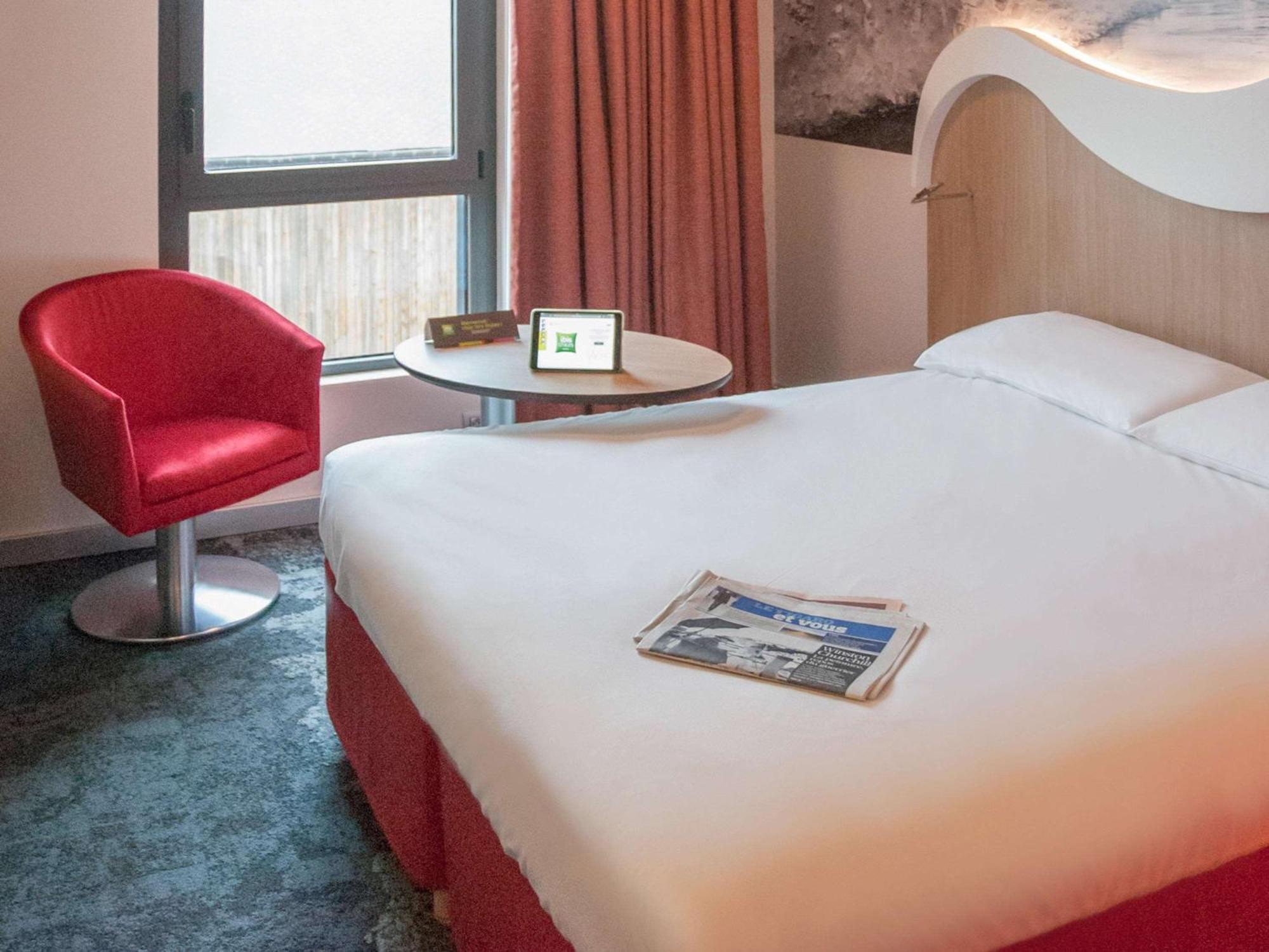 Hotel Ibis Styles Saint Malo Port Exterior foto