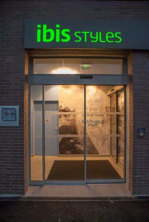 Hotel Ibis Styles Saint Malo Port Exterior foto